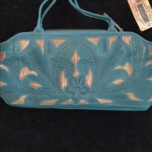 BRAND NEW- Leaders in Leather